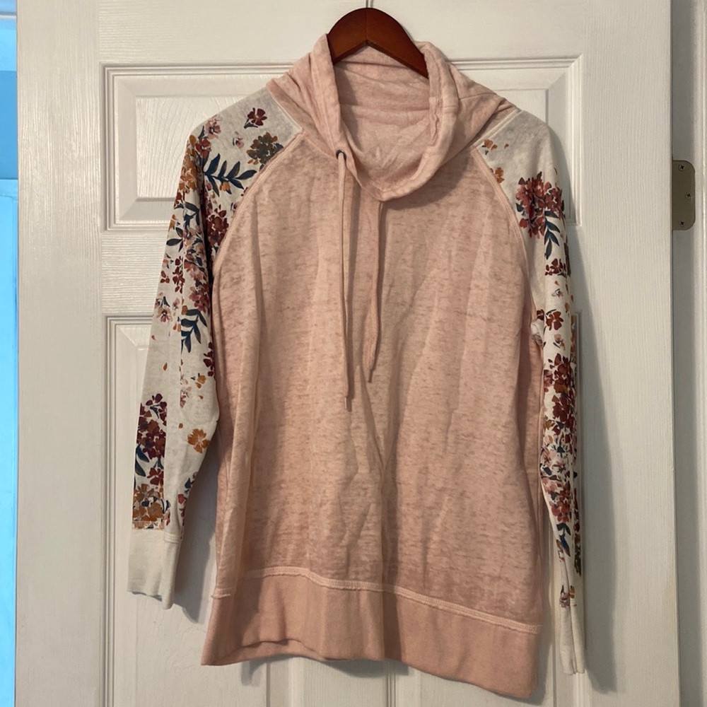 Pink and Floral Sweater 🌸